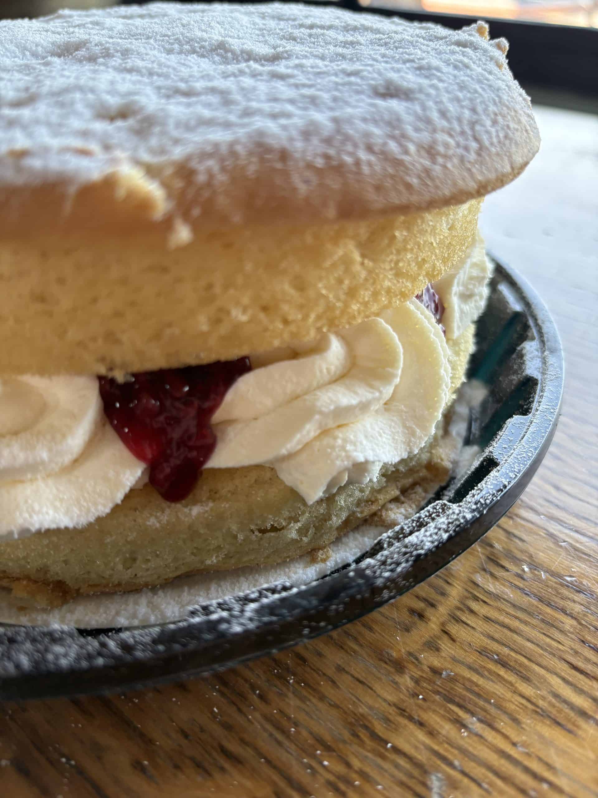 Millets Handmade Fresh Cream Sponge - Image 3