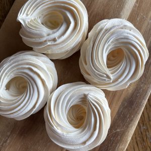 Pack of 4 Meringue Nests